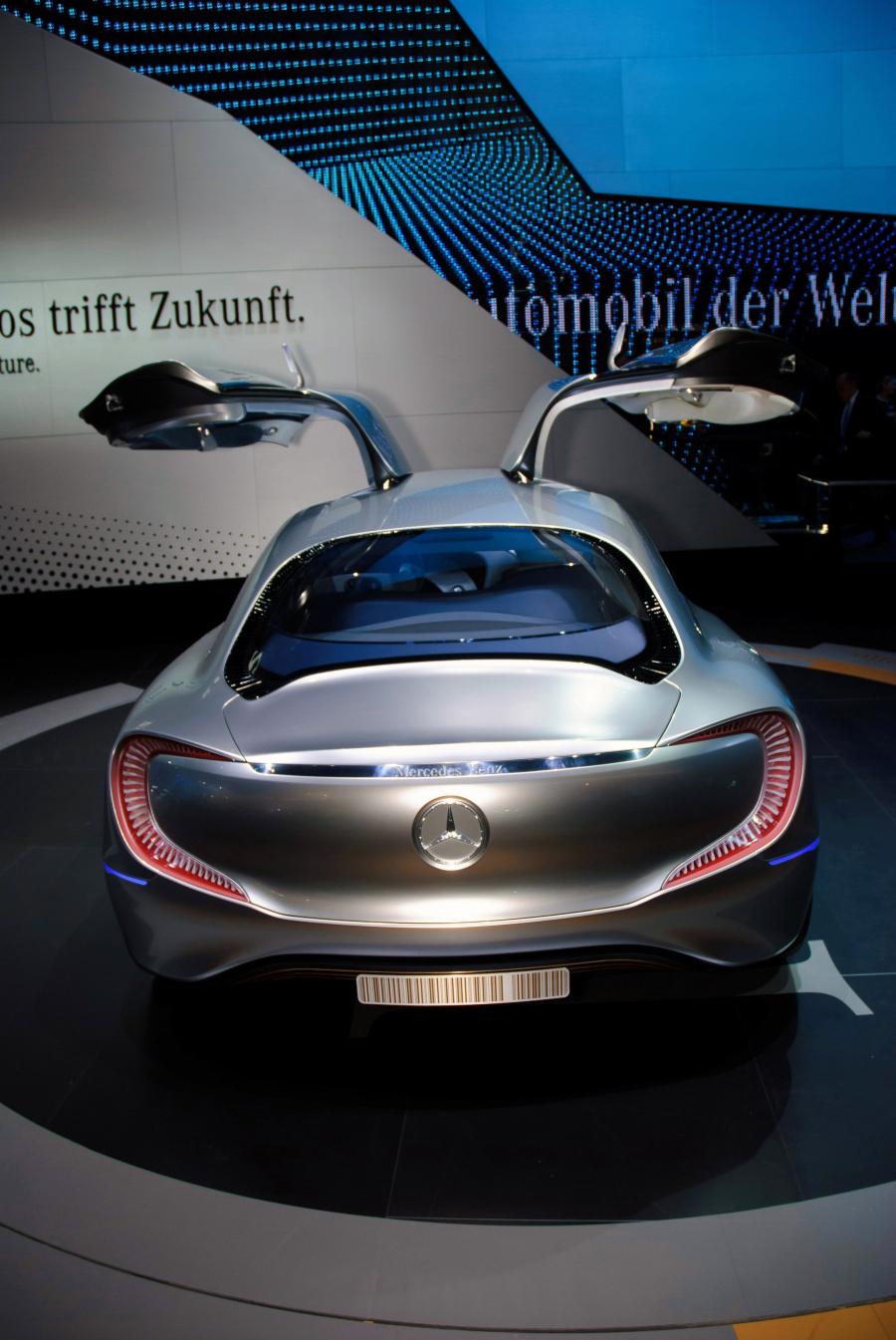  Mercedes-Benz F125 Concept 2011 года  (фото 17 из 109)